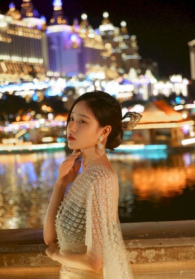 掰弯那些男人们