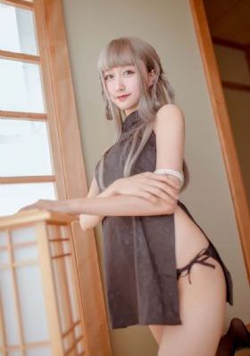三级大乳奶理伦电影牧群